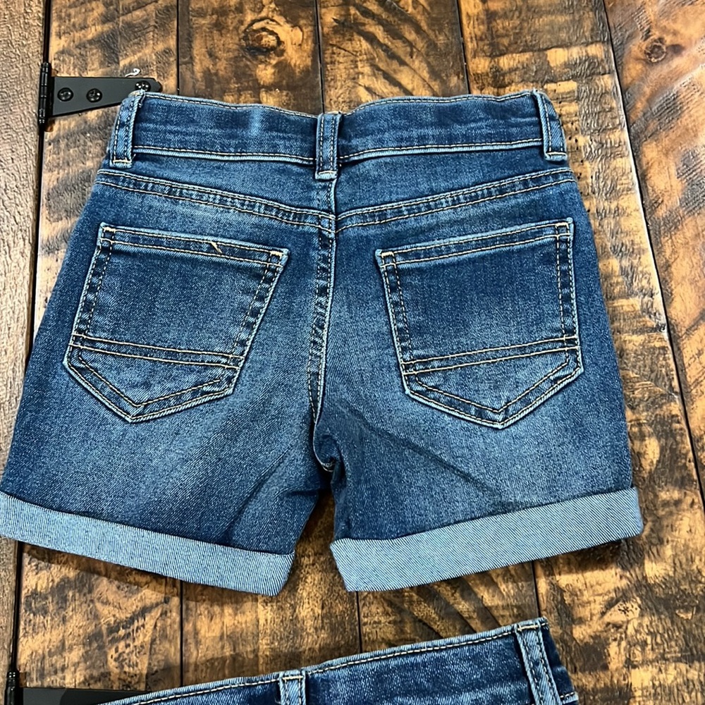 2T Cat & Jack 4 pair lot Shorts with adjustable waist band - Picture 8 of 9
